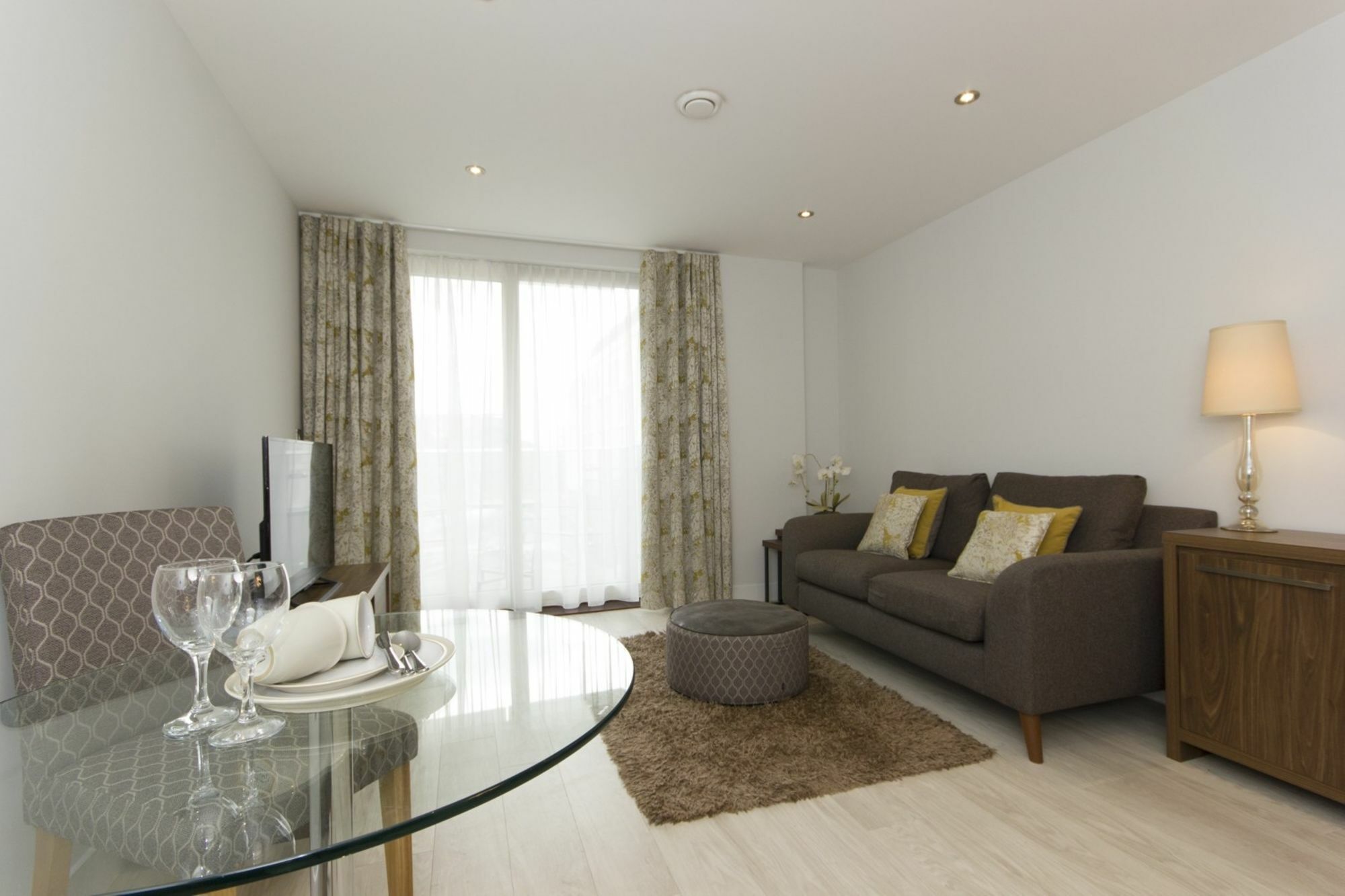 Citystay - Mill Park Apartments Cambridge Exteriör bild